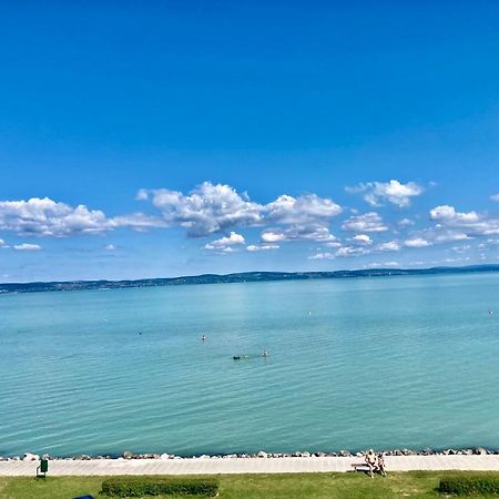 Ferienwohnung Balaton-Parti Luxus Lakas Siófok Exterior foto